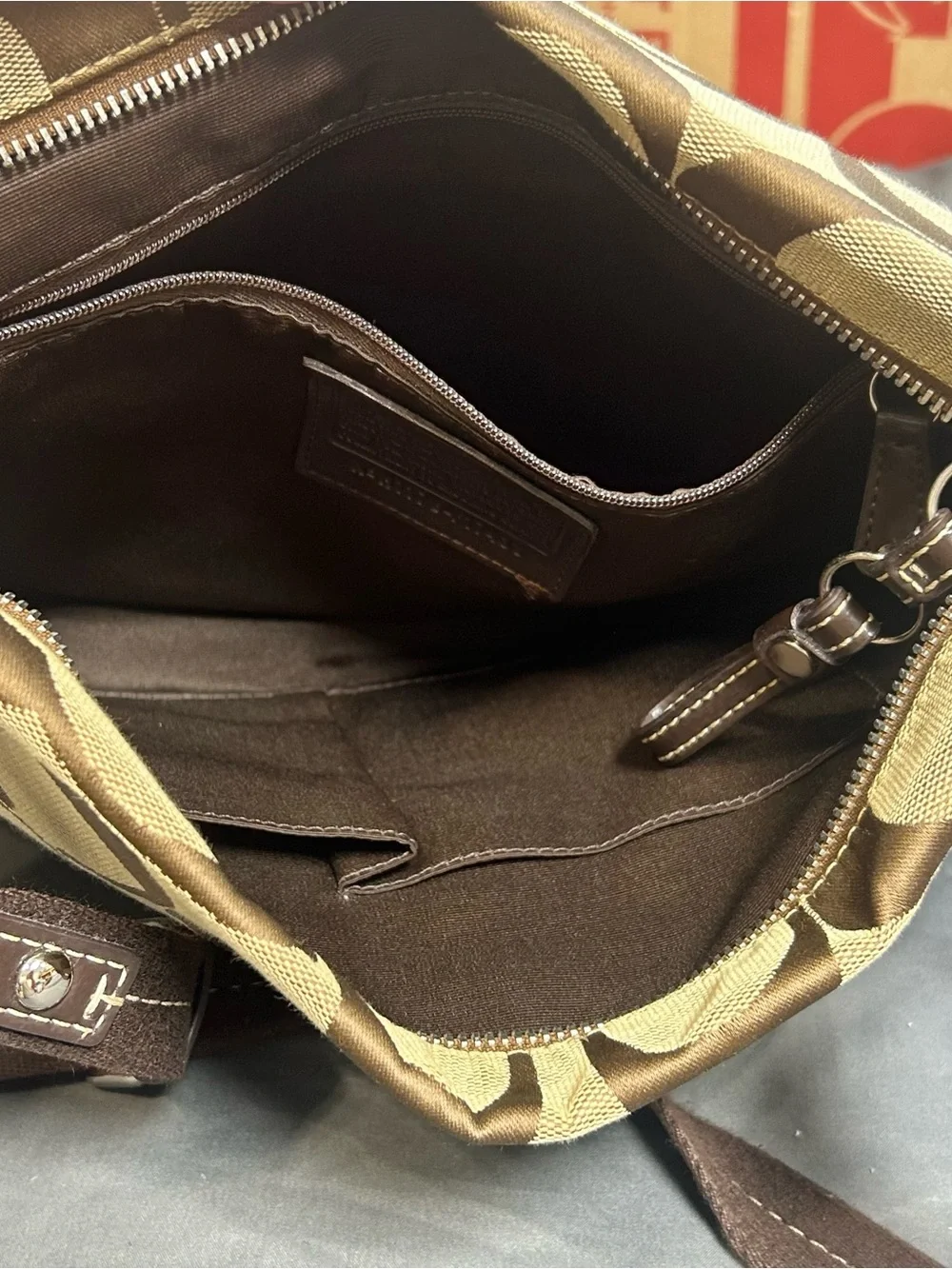 Coach classic shoulder